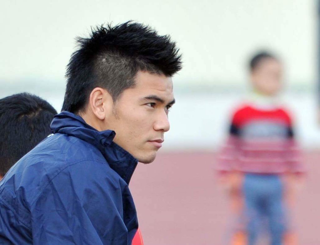 Đội trưởng Long An lý giải vì sao phản ứng trọng tài