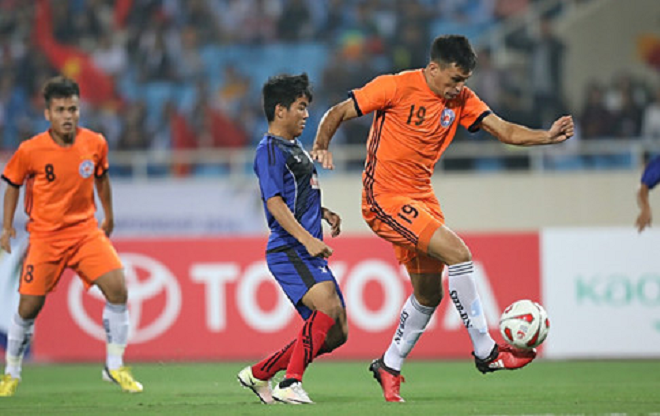 Đừng nên ảo tưởng về V-League