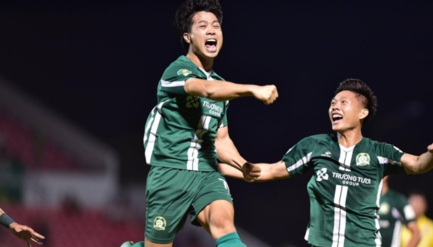 FIFA gọi tên Công Phượng sau kỷ lục đá phạt chưa từng có ở Việt Nam