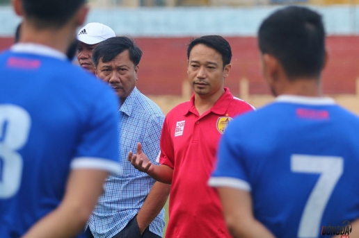 Giúp Quảng Nam ngược dòng ấn tượng trước HAGL, HLV Vũ Hồng Việt nói gì?