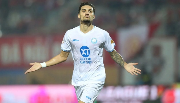 Hà Nội FC chào đón Hendrio, chờ ngày nhập tịch với tên mới