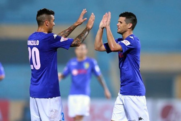 Hà Nội FC: Giữ Silva, loại Loris?