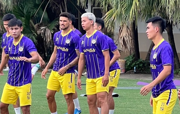 Hà Nội FC thử việc Lê Thành Long, cựu tuyển thủ trẻ Trung Quốc