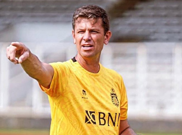 HAGL bổ nhiệm HLV thủ môn Brazil: Bước đi táo bạo hướng tới mùa giải mới