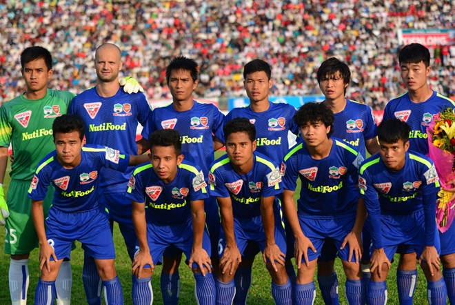 HAGL cứ thay tướng là đổi vận: Niềm tin cho HLV Lee Tae-hoon?