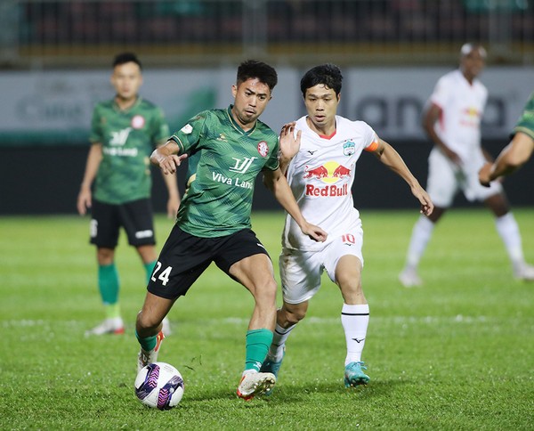 HAGL: Hết mình hay chỉ đá cho vui