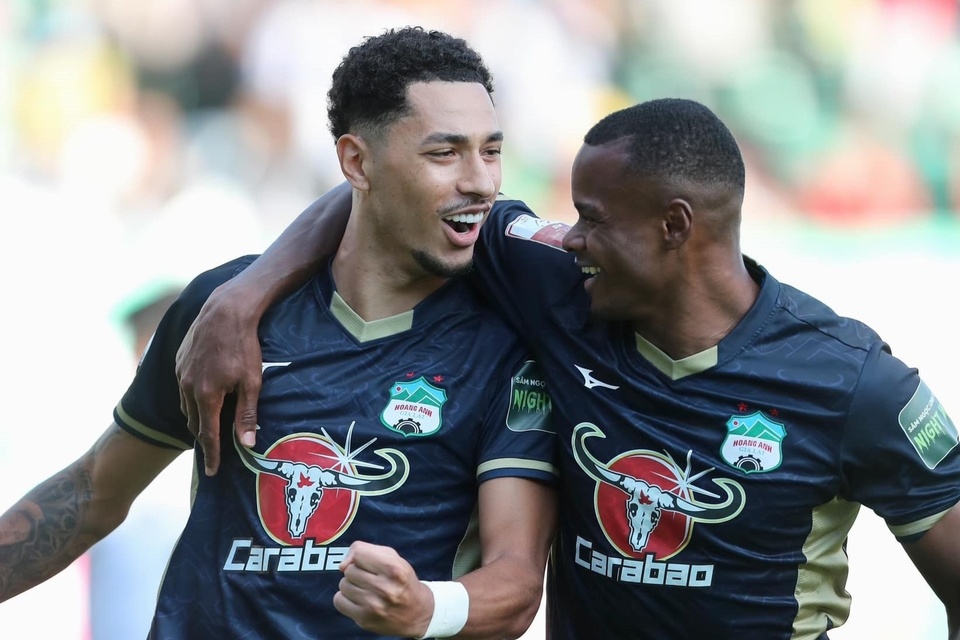 HAGL thắng CLB Hà Nội 1-0 