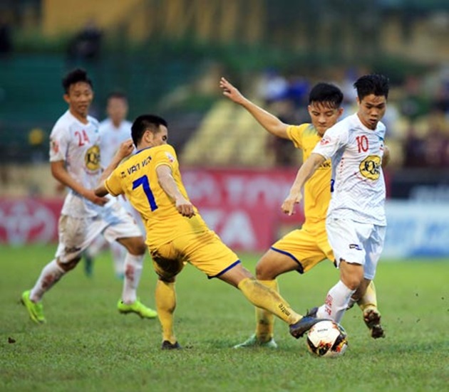 HAGL vs SLNA, 17h00 ngày 26/05: Sao trẻ bùng nổ?