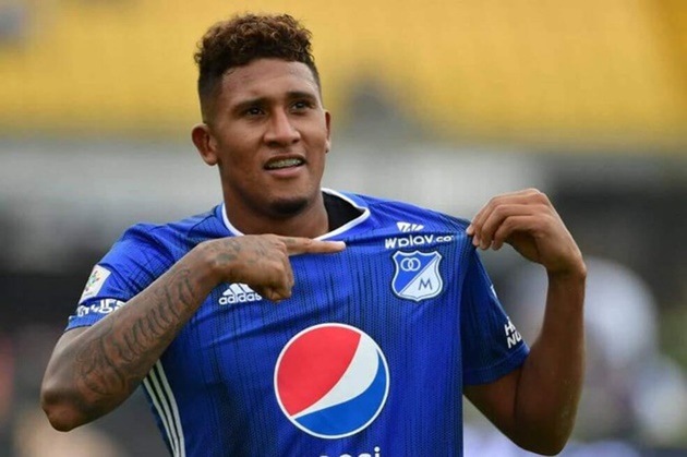 Hai ngoại binh tiền tỷ của CLB TP.HCM đang được cách ly