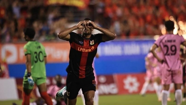 Henrique và Da Silva tỏa sáng, Ninh Bình vùi dập Thanh Hóa trên sân nhà