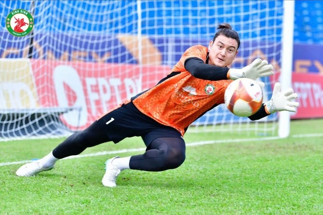 Hiểm họa chực chờ Á quân V.League