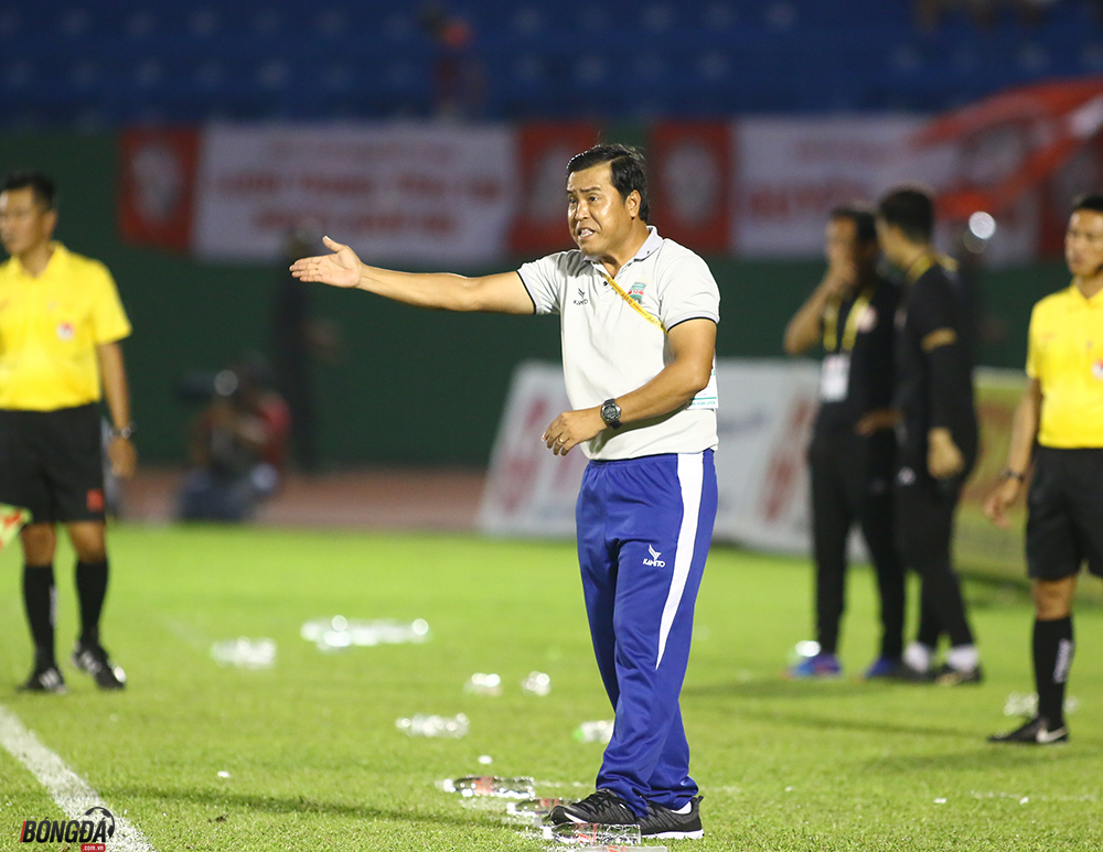 HLV Bình Dương: “Tô Văn Vũ xứng đáng được gọi lên ĐT Việt Nam”