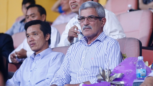 HLV Calisto từ chối dẫn dắt B.Bình Dương