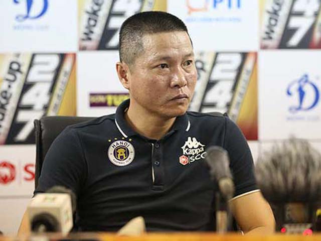 HLV Chu Đình Nghiêm nói gì sau khi rời ghế nóng CLB Hà Nội