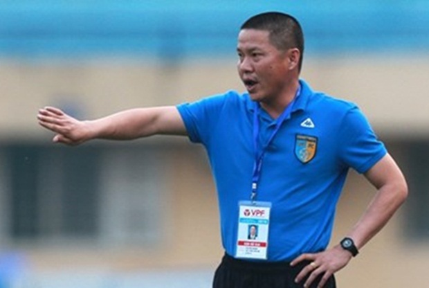 HLV Chu Đình Nghiêm: Trọng tài ngoại chuyên môn không hơn trọng tài nội