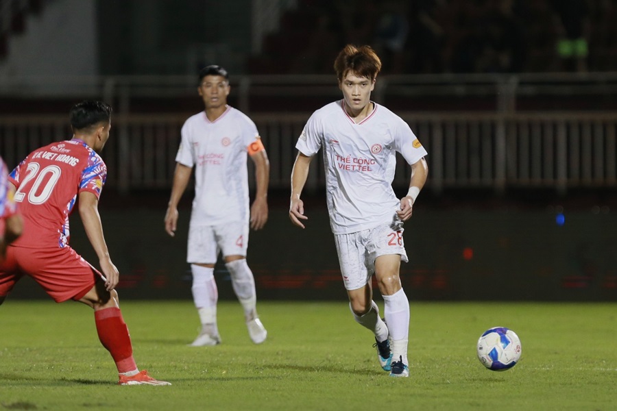 HLV Đức Thắng nói lý do Thể Công Viettel không sử dụng cầu thủ Việt kiều