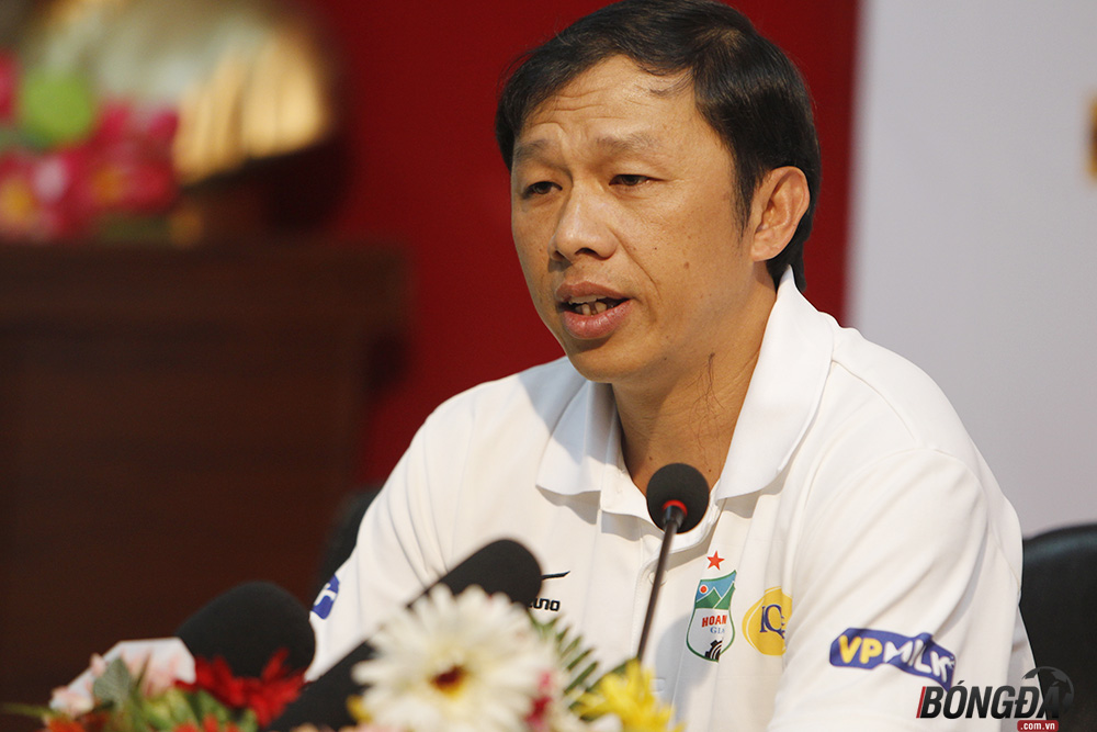 HLV Dương Minh Ninh nói gì về “thảm bại” của HAGL trên sân Thống Nhất?