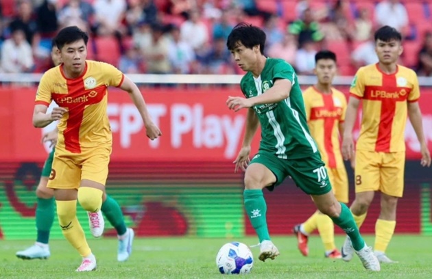 HLV Nguyễn Anh Đức nói về Công Phượng sau trận thắng của Bình Phước