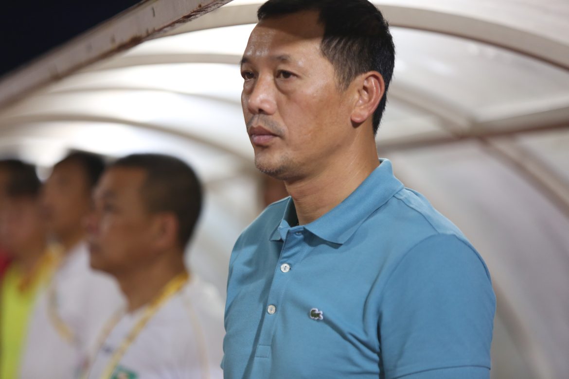 HLV Nguyễn Đức Thắng đã lên tiếng về tương tai của mình tại SLNA