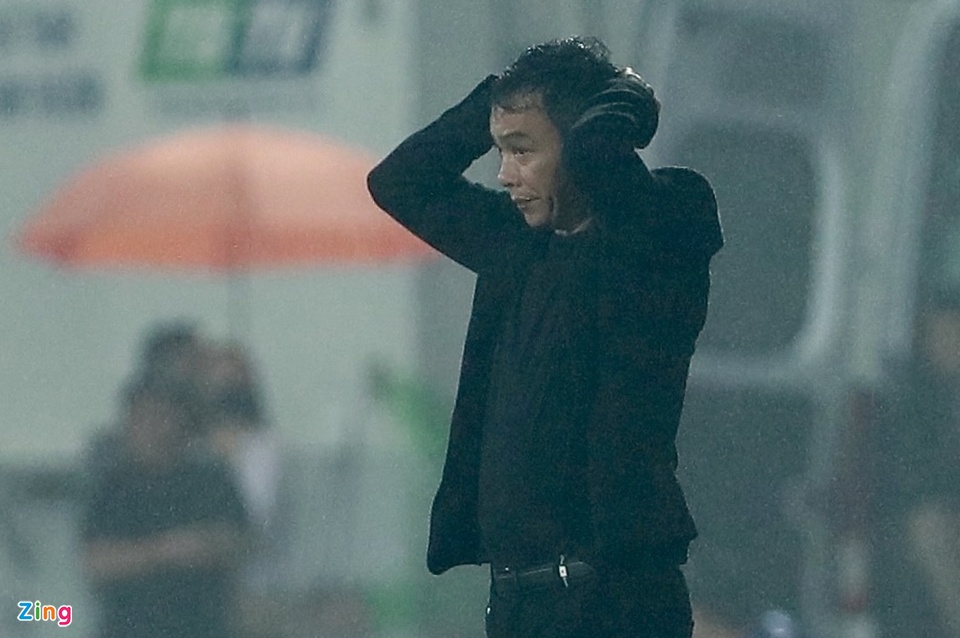 HLV nội thứ tư thôi việc ở V.League 2023