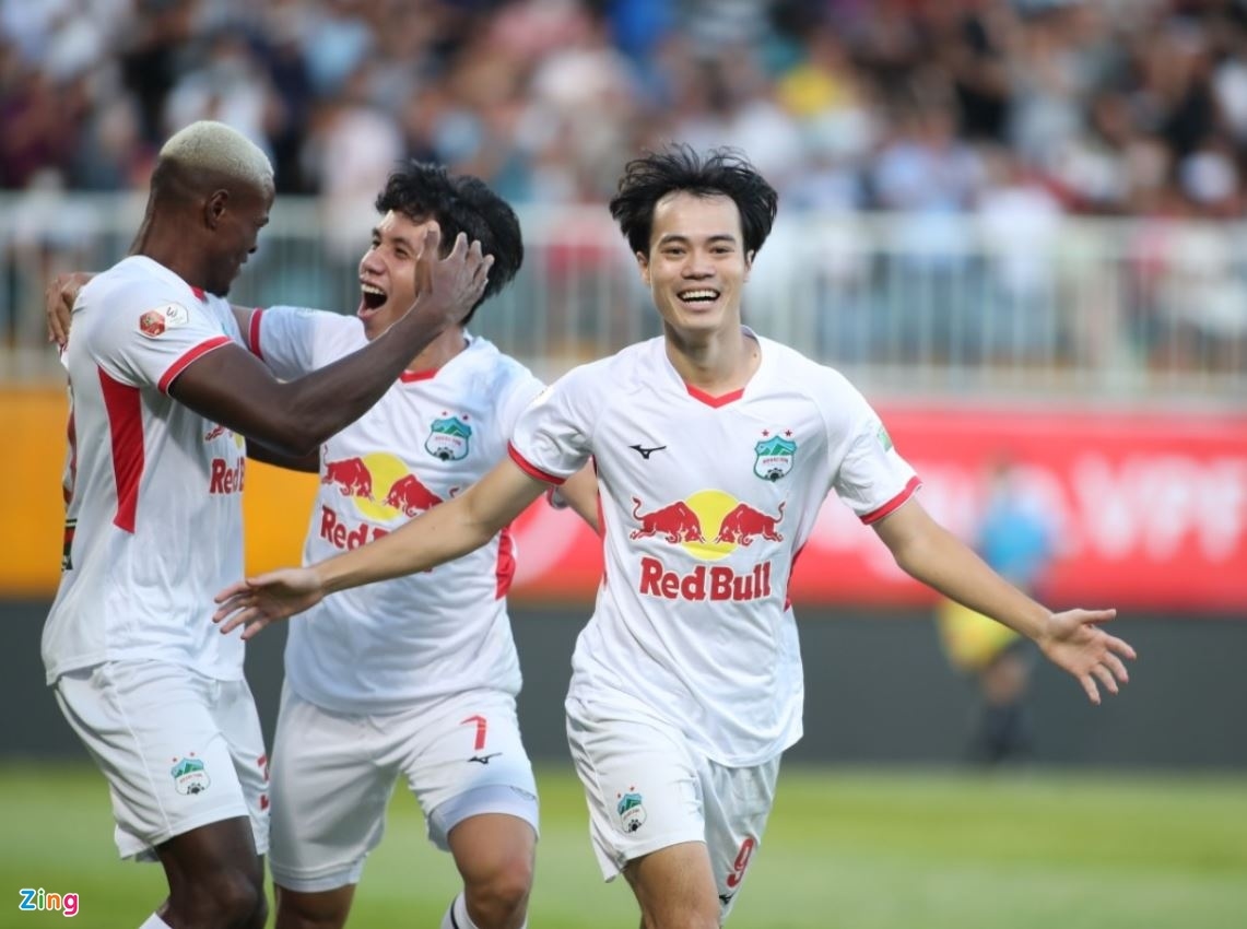 HLV Petrovic: ‘HAGL hoàn toàn có thể đua vô địch’