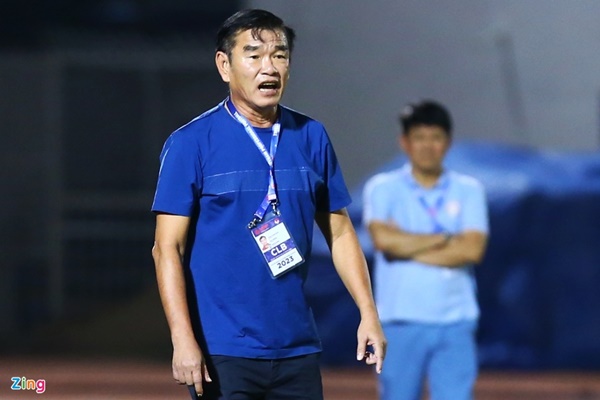 HLV Phan Thanh Hùng bị CLB Đà Nẵng sa thải