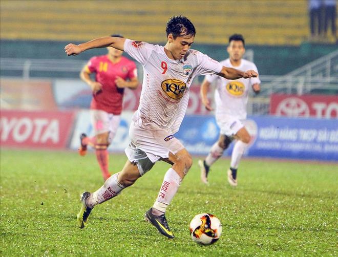 HLV Phan Thanh Hùng góp ý để HAGL trở nên hoàn hảo