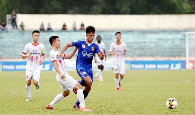 HLV Quảng Nam tiết lộ lý do giúp “Tiểu Huỳnh Đức” liên tục ghi bàn