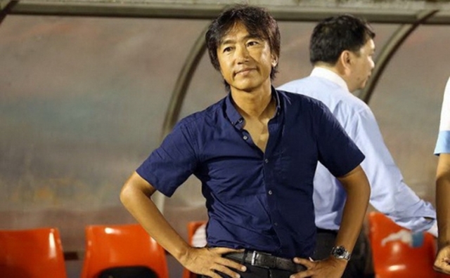 HLV Toshiya Miura kiên định với mục tiêu top 3