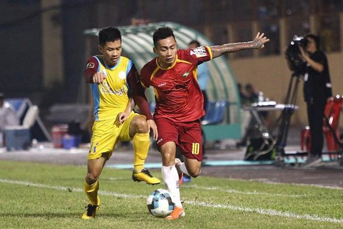 Hồ Tuấn Tài: Từ áp lực chiếc áo số 10 đến sự hồi sinh của một sát thủ