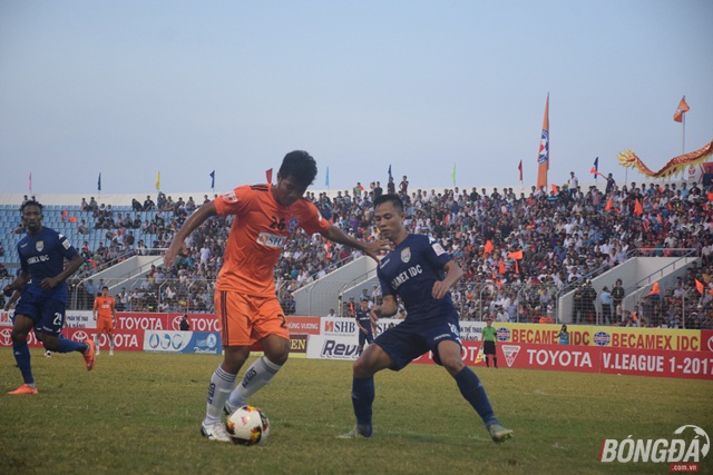 Hòa cựu vương, SHB Đà Nẵng dậm chân trên bảng xếp hạng