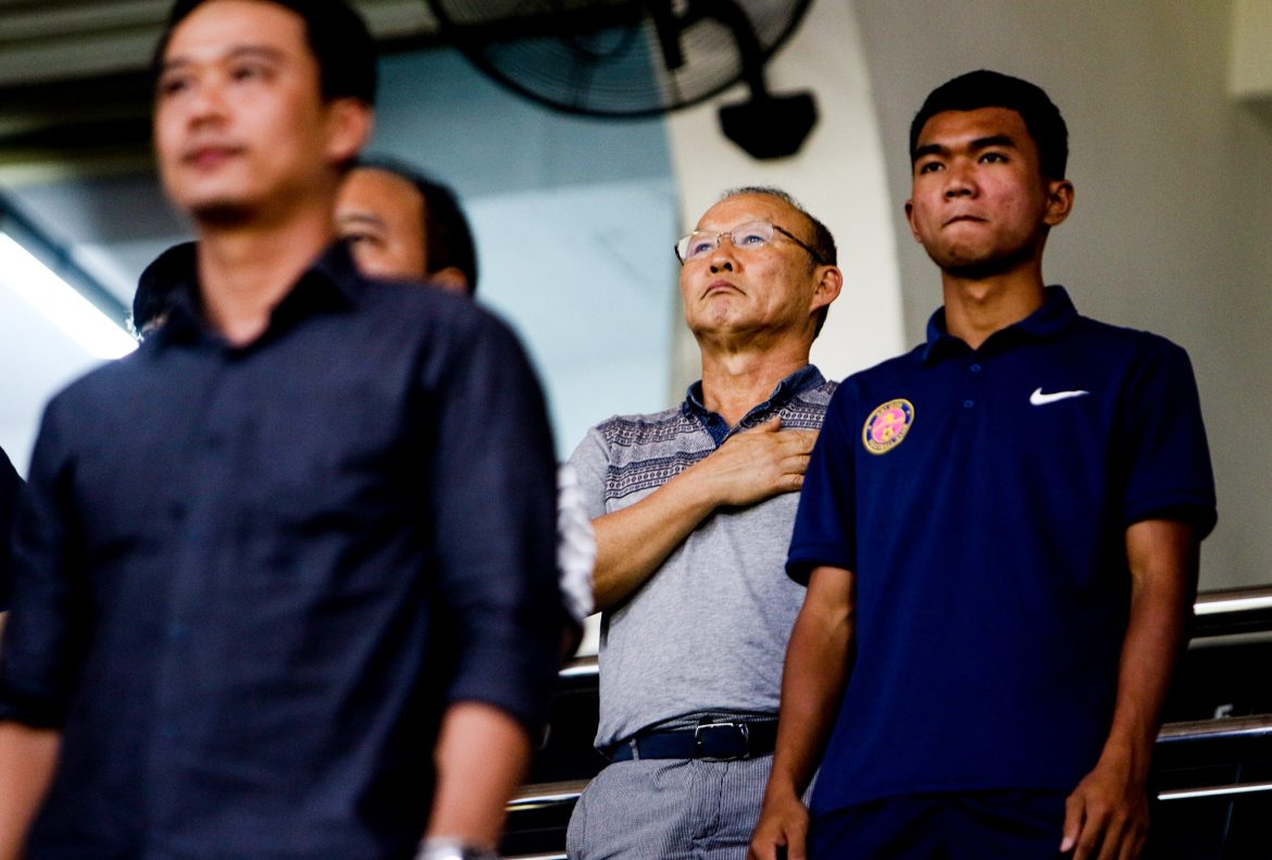 Hoàng Thiên, Lâm Ti Phông ghi điểm trong mắt HLV Park Hang-seo