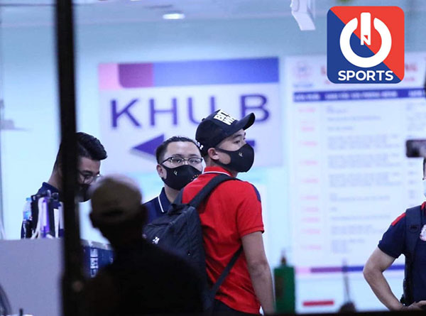 Hoàng Thịnh đã làm những gì sau pha tắc bóng ác ý với Hùng Dũng?