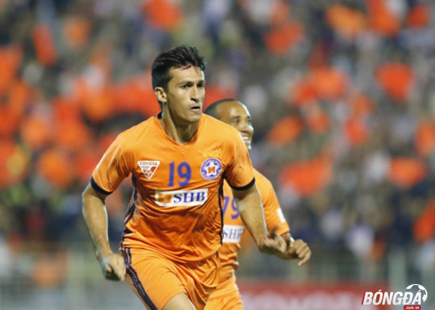 Huỳnh Đức và bài toán phải giải ở hàng thủ