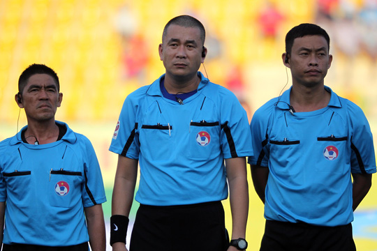 Không nên trao “Còi vàng” 2016