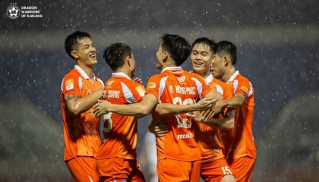 Kim Dong-Su tỏa sáng phút 90+5, Đà Nẵng thoát thua ngoạn mục