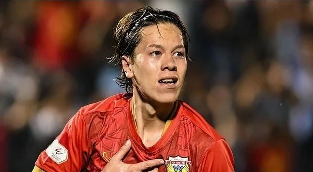 Ký thêm 2 năm với Hà Tĩnh, Viktor Lê nhận đãi ngộ hậu hĩnh