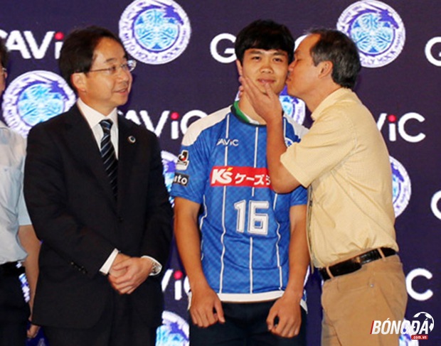 Lãnh đạo HAGL: Đội bóng Thái Lan ‘không có cửa’ nhắm Công Phượng