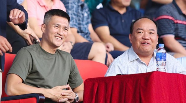 Lê Công Vinh bất ngờ tái ngộ SLNA với vai trò mới