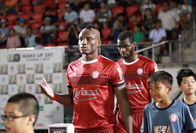 Louis Epassi Ewonde: ‘Hòn đá tảng’ của CLB TPHCM