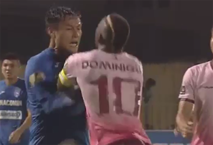 Mạc Hồng Quân và cơn ác mộng của các chân sút ngoại