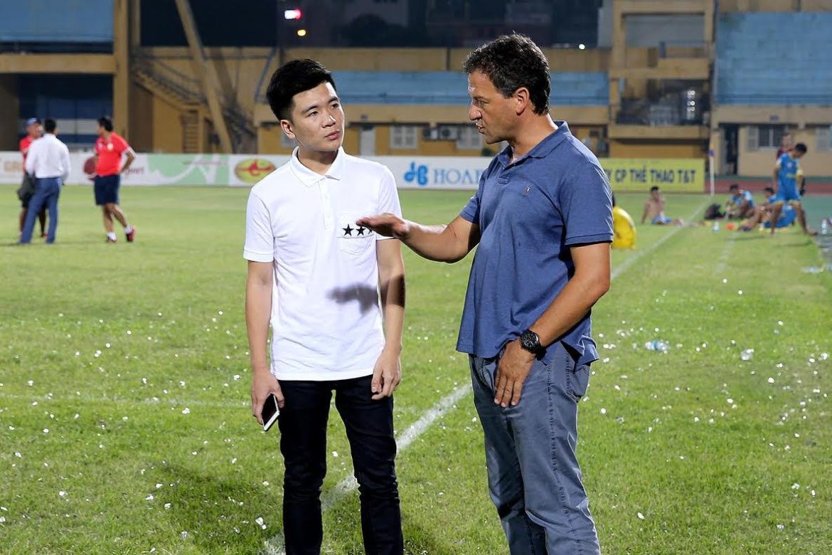 Man City tặng cầu thủ cho Hà Nội T&T