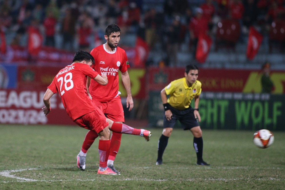 “Màn thể hiện của Hoàng Đức chỉ ở mức trung bình”