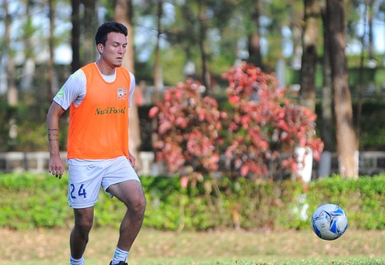 Ngoại binh 3 quốc tịch giúp HAGL thắng đậm giao hữu