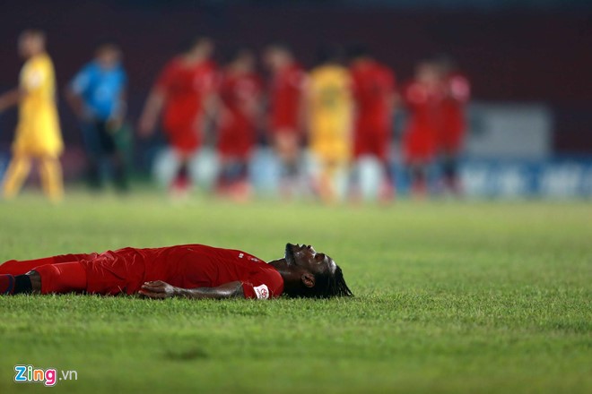 Ngoại binh Hải Phòng khóc nức nở sau trận hòa Thanh Hóa