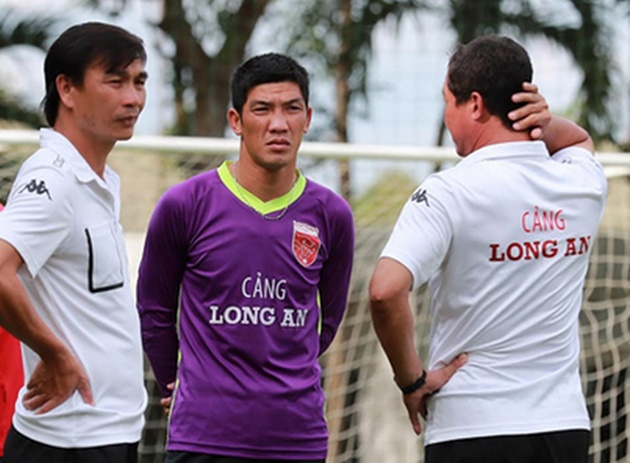 Những thách thức tân HLV Phan Văn Giàu phải đối mặt ở Long An