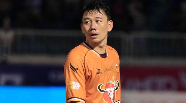 Ở lại HAGL, Minh Vương từ chối số tiền khủng?