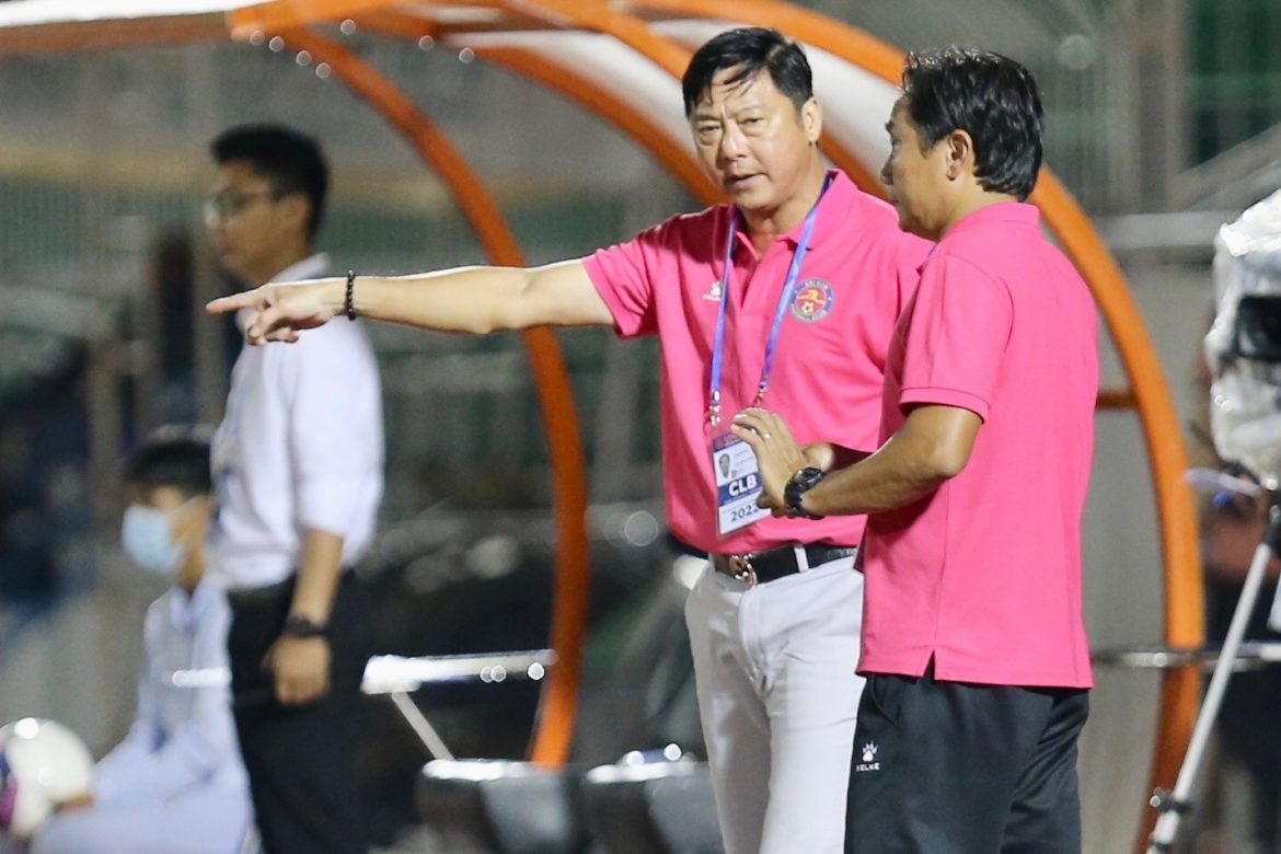 ‘Ông cố vấn’ Lê Huỳnh Đức rút khỏi CLB Sài Gòn