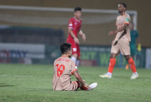 Quang Hải: Mòn mỏi tìm lại chính mình