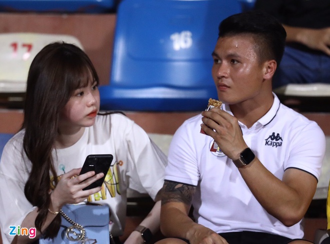 Quang Hải vắng mặt, Văn Quyết “vô duyên”, Hà Nội FC gục ngã trước Sài Gòn